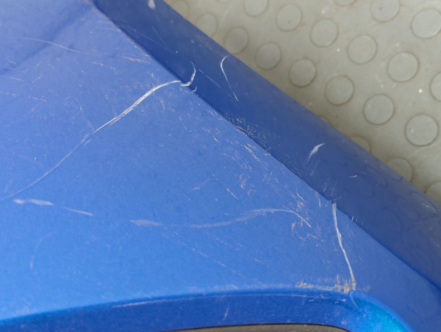 Бампер передний