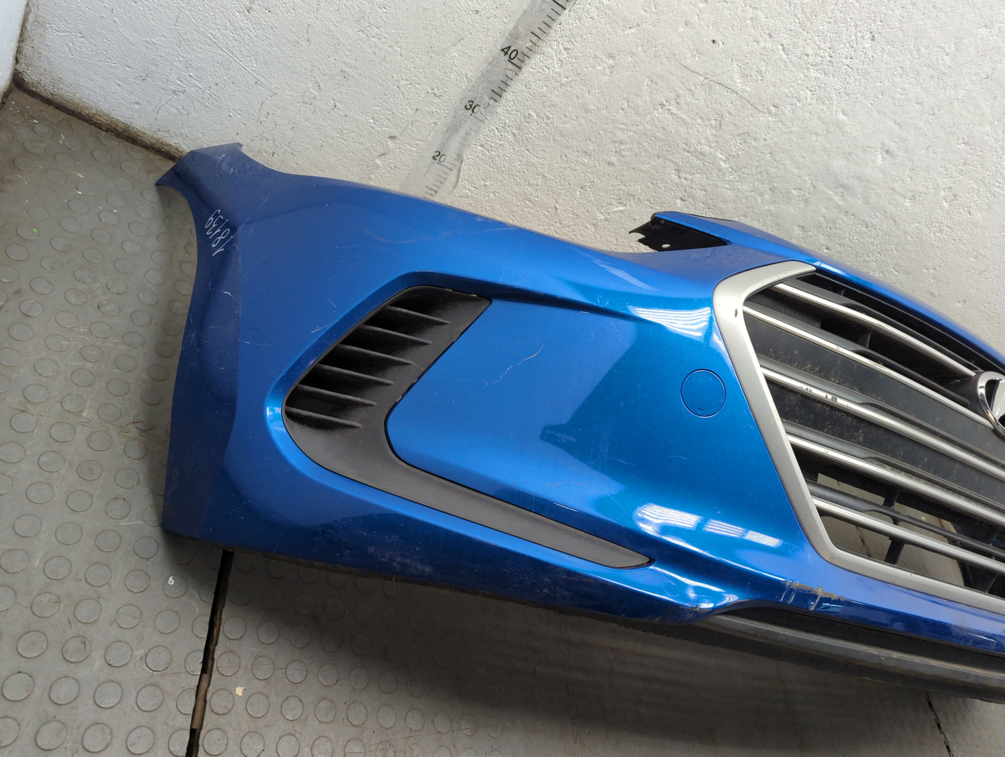 Бампер передний