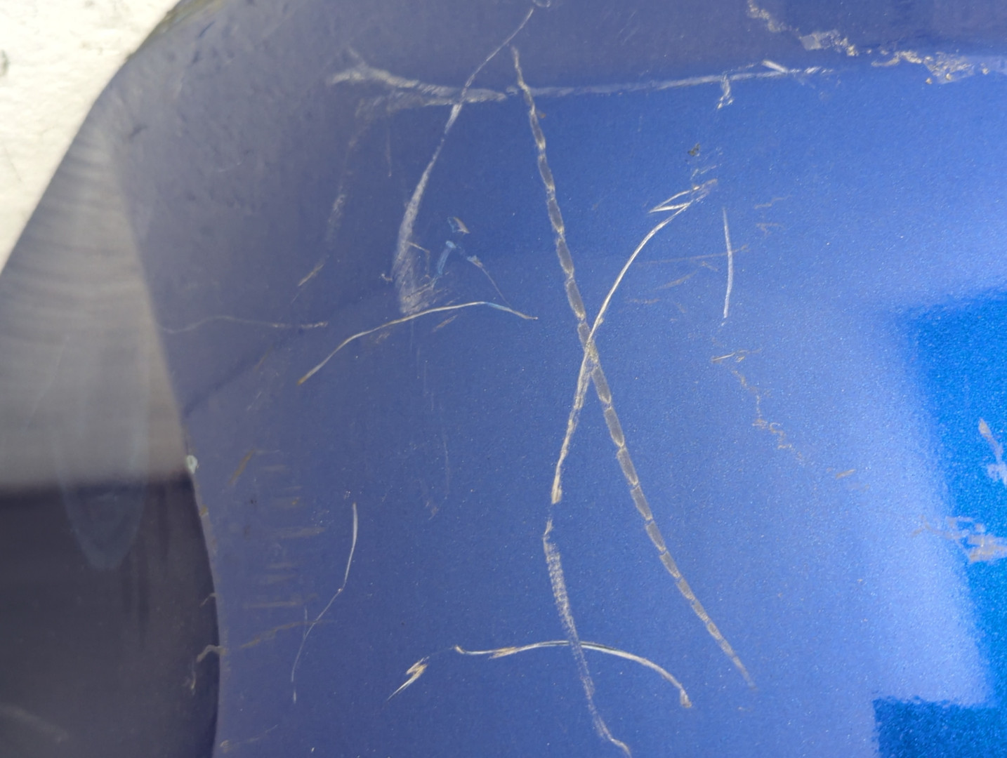 Бампер задний