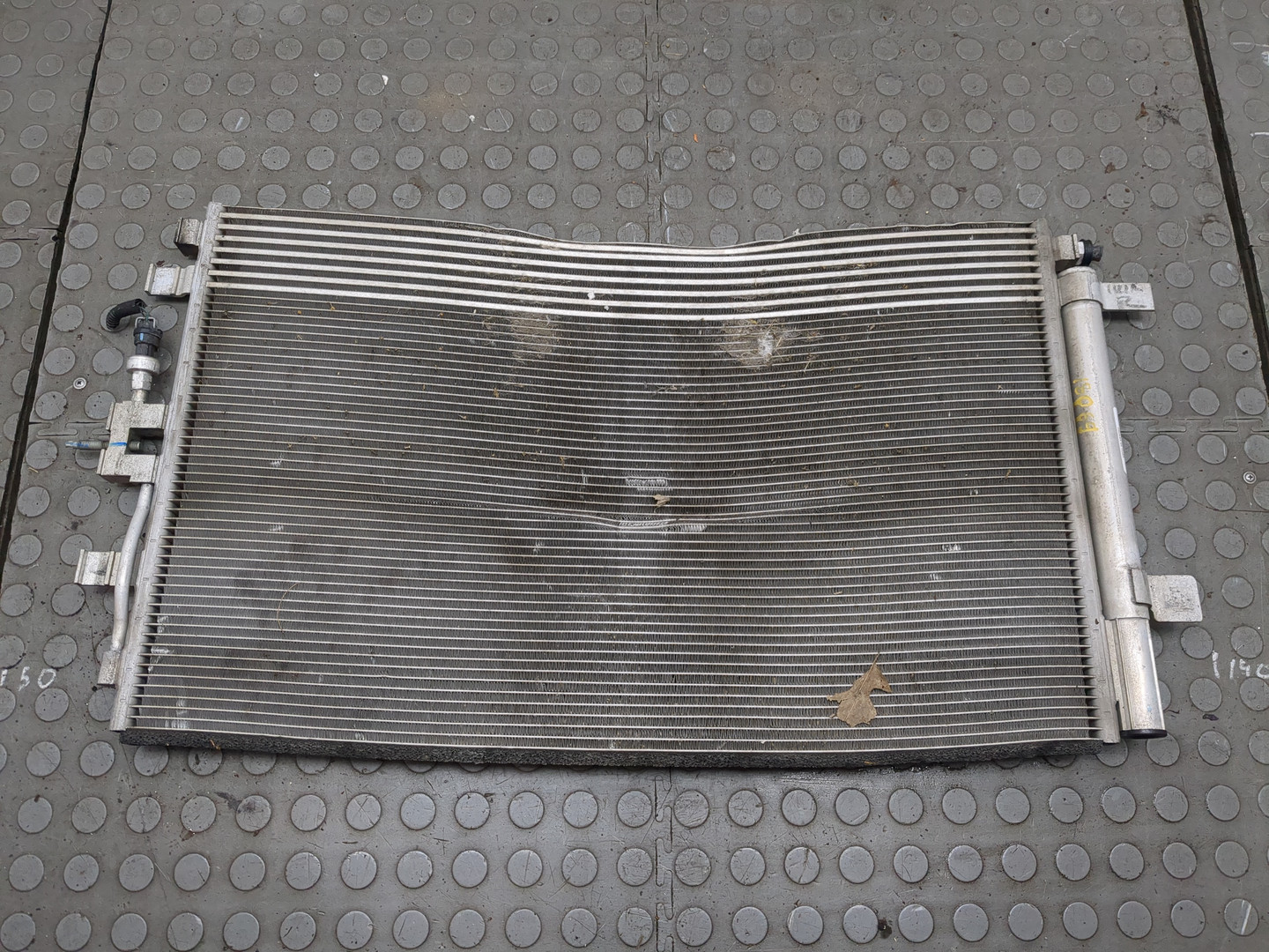 Радиатор кондиционера / конденсер