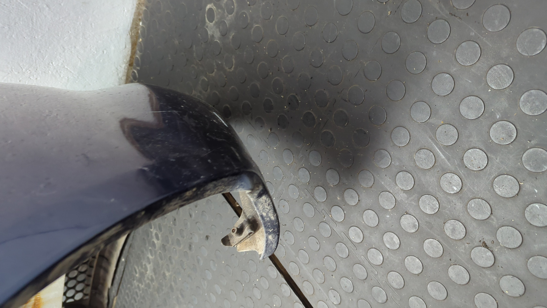 Бампер передний