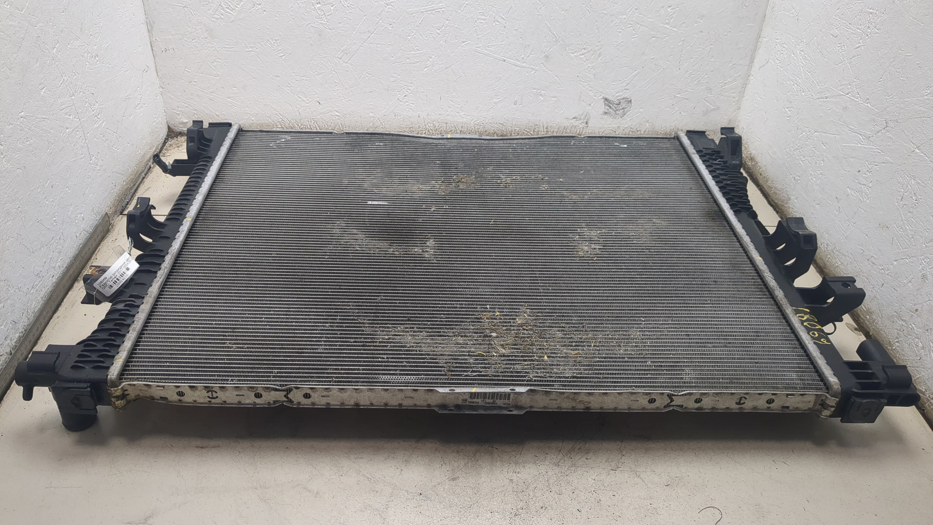 Радиатор охлаждения двигателя основной