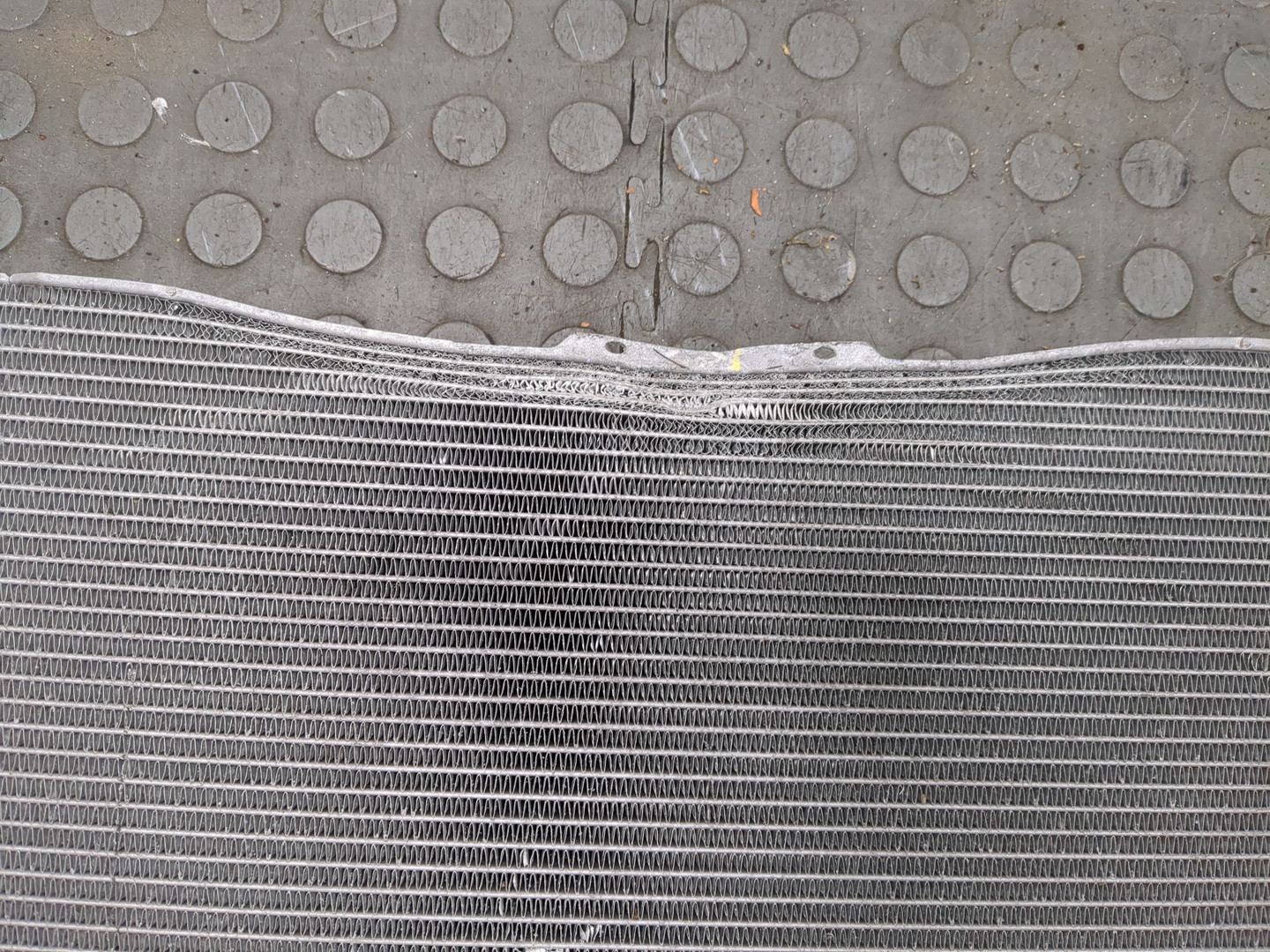 Радиатор охлаждения двигателя основной