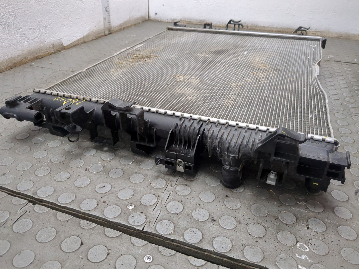 Радиатор охлаждения двигателя основной