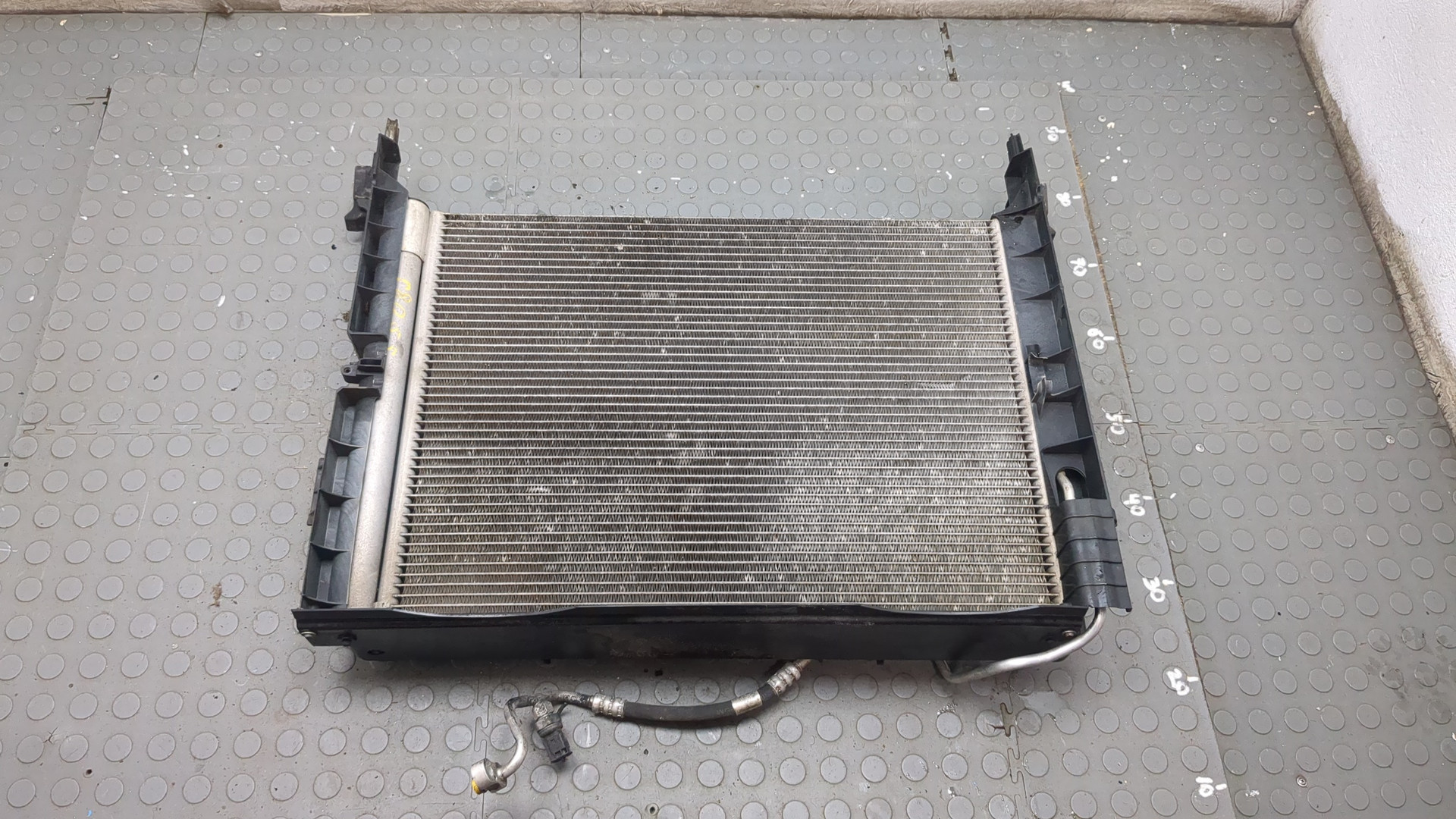 Радиатор кондиционера / конденсер