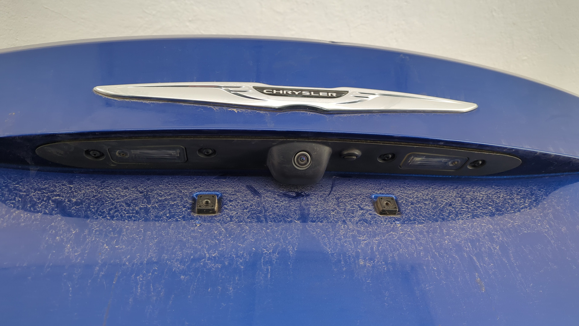 Дверь багажника