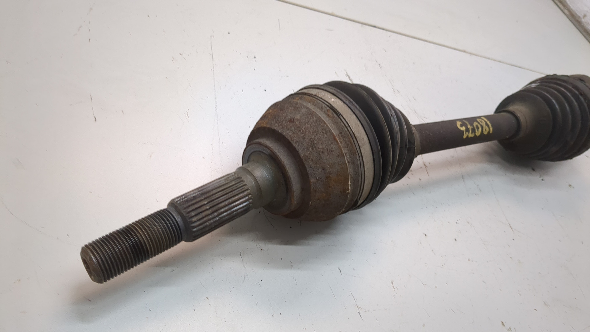 Полуось передняя