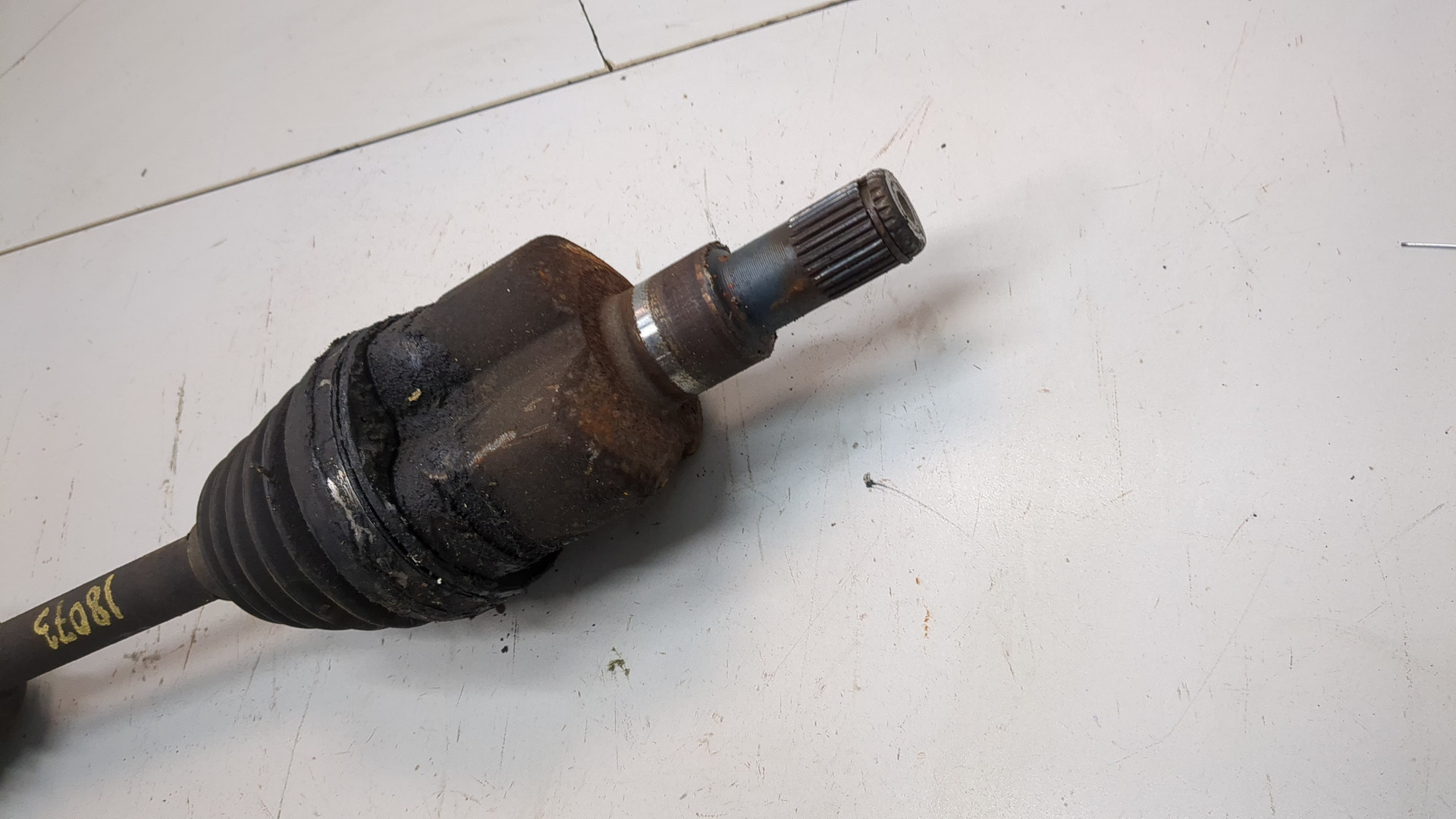 Полуось передняя