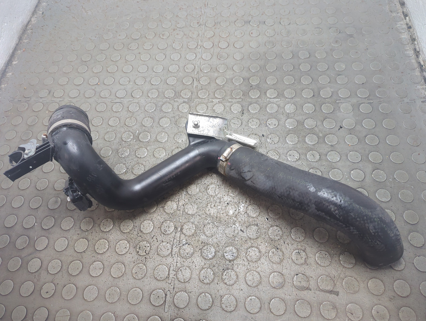 Патрубок интеркулера