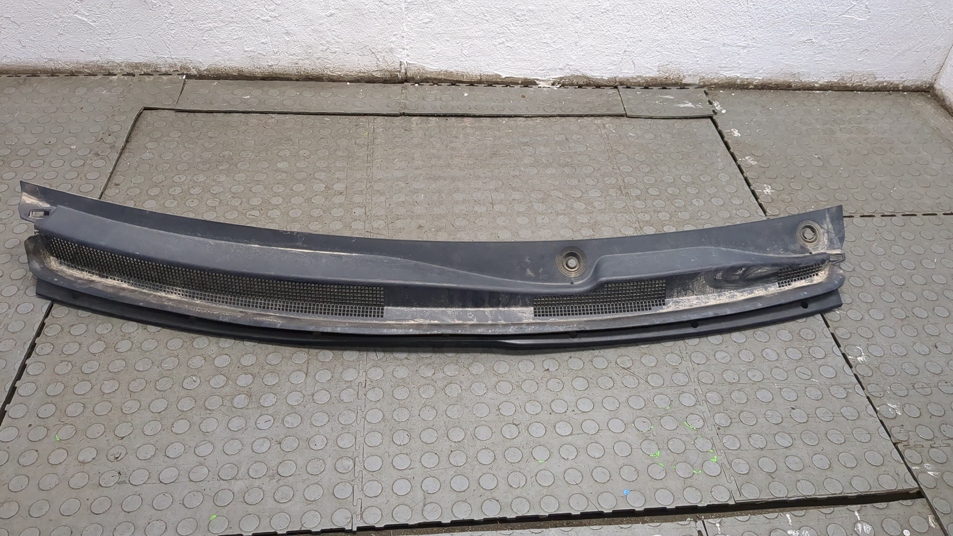 Решетка стеклоочистителей (Жабо)