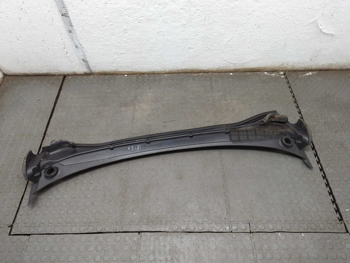 Решетка стеклоочистителей (Жабо)