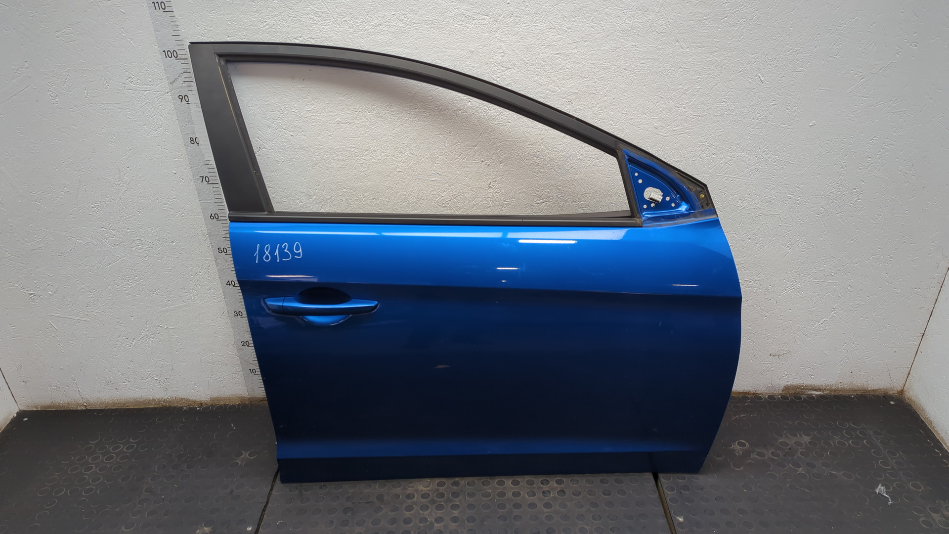 Дверь передняя правая