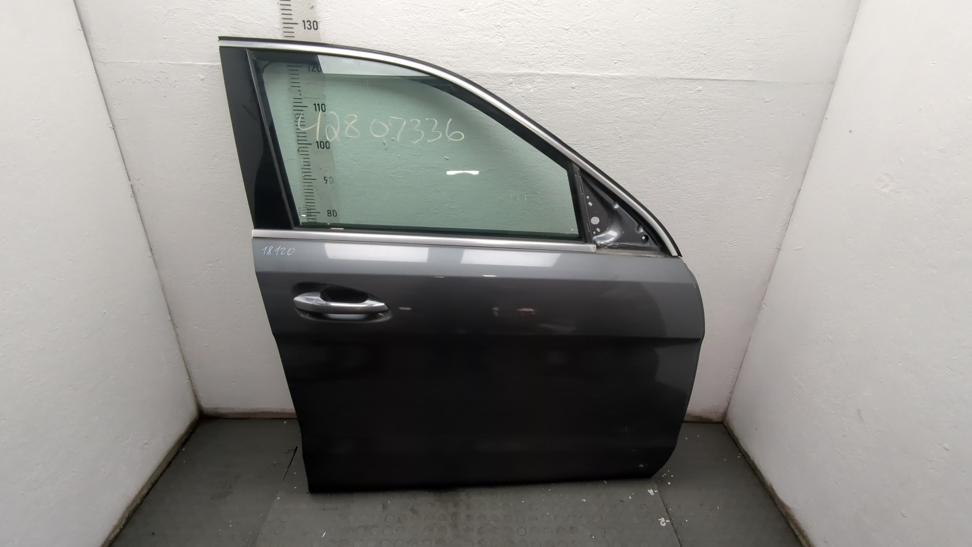 Дверь передняя правая