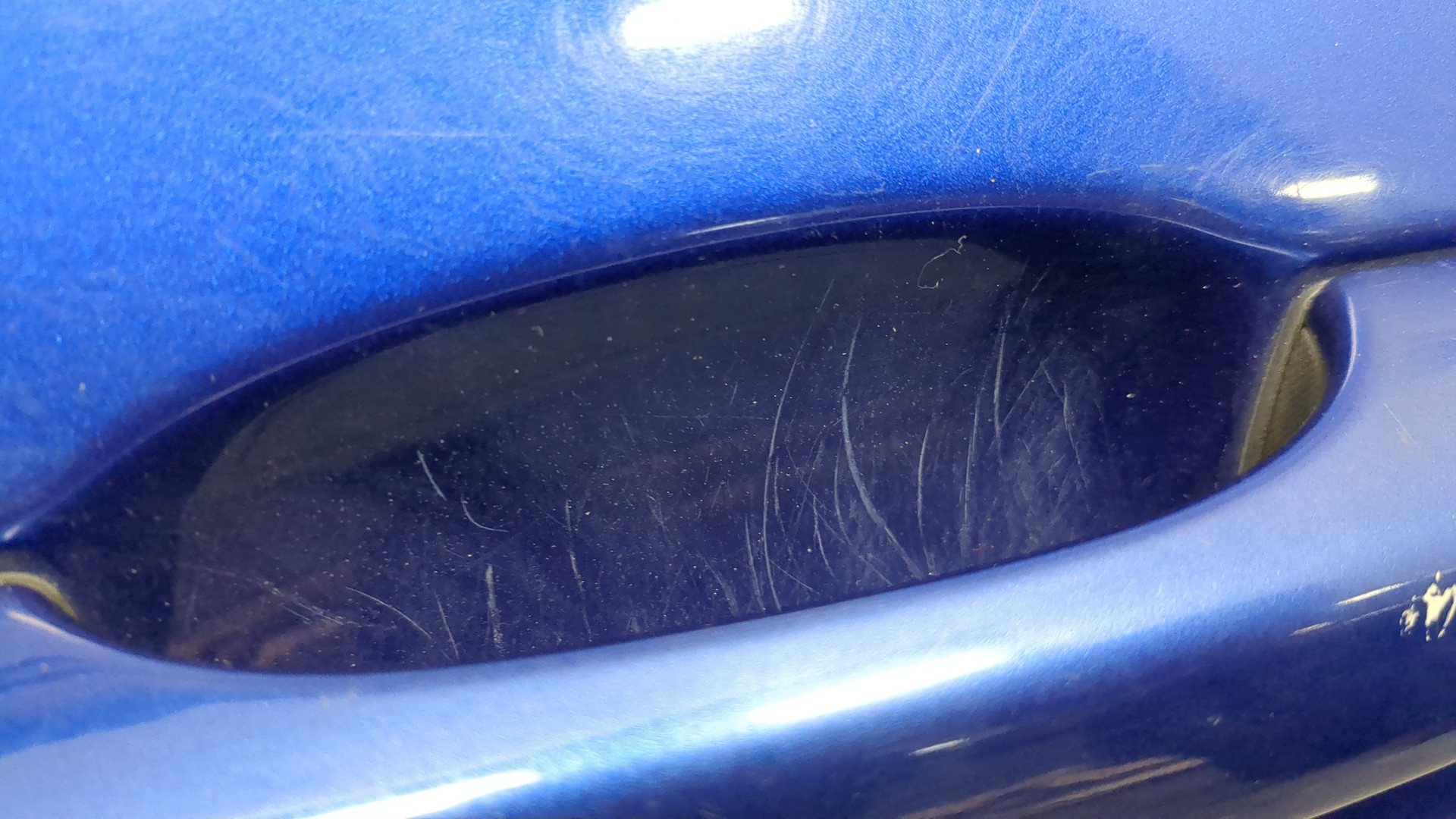 Дверь передняя левая