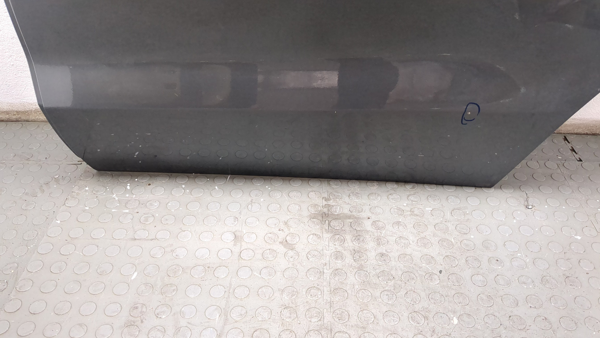 Дверь задняя левая