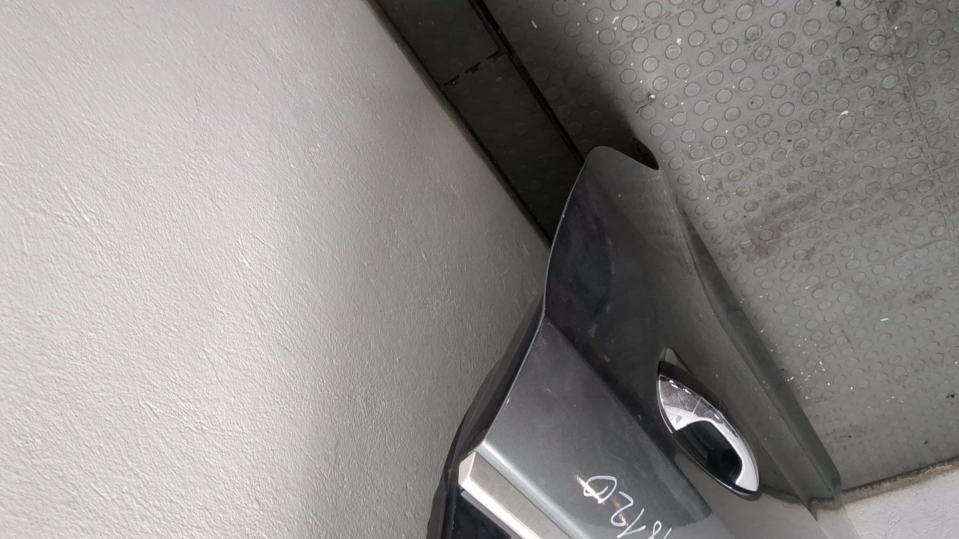 Дверь задняя левая