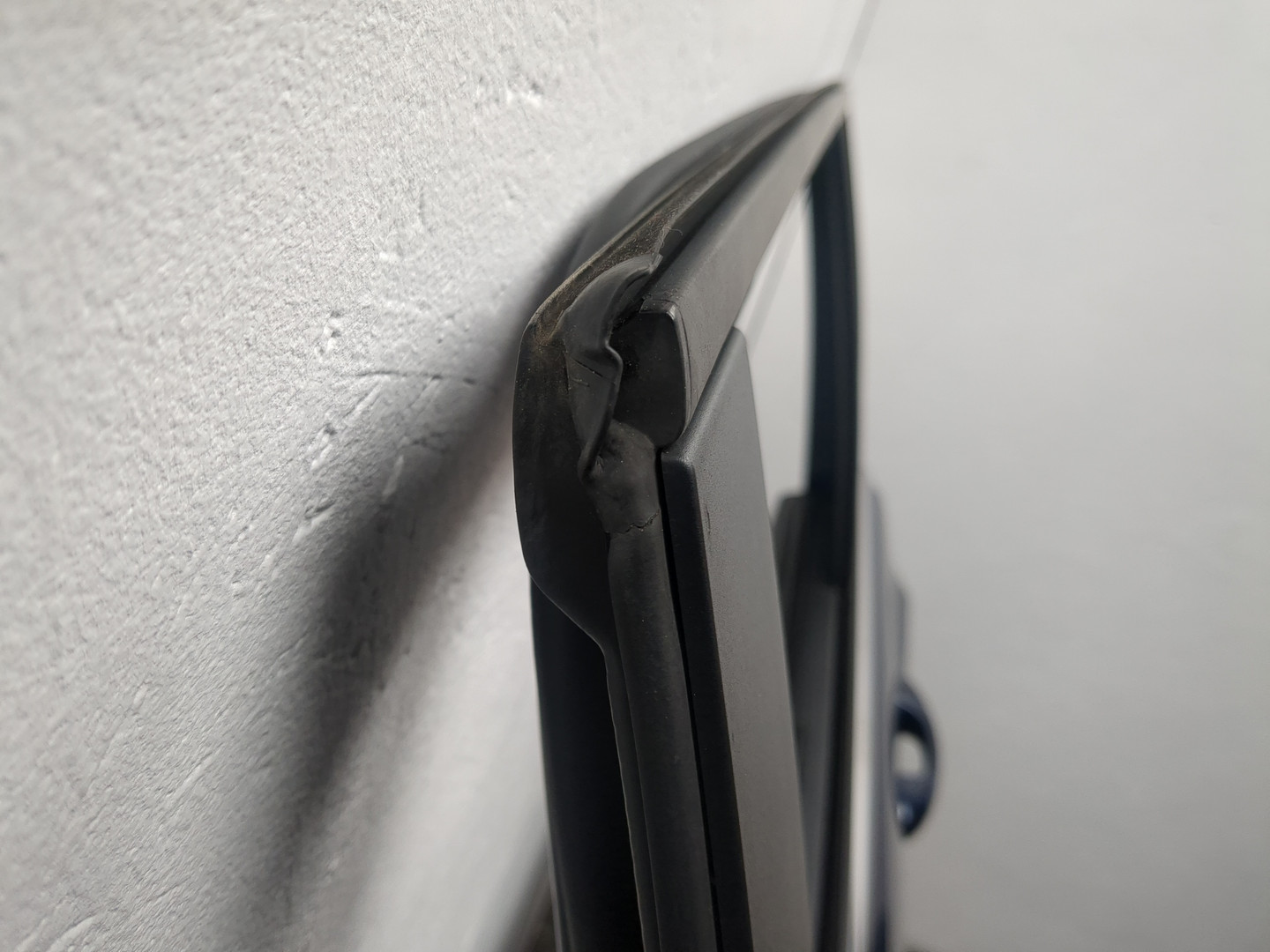 Дверь задняя левая