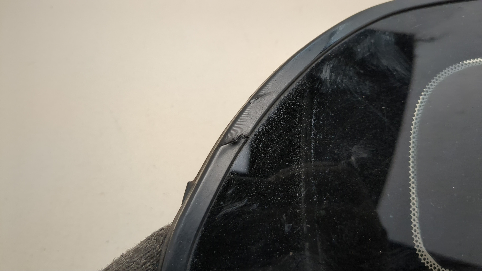 Стекло кузовное глухое правое