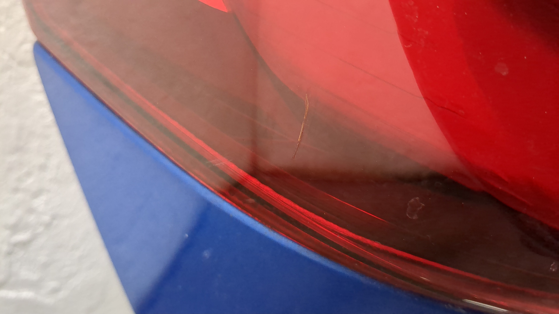 Дверь багажника