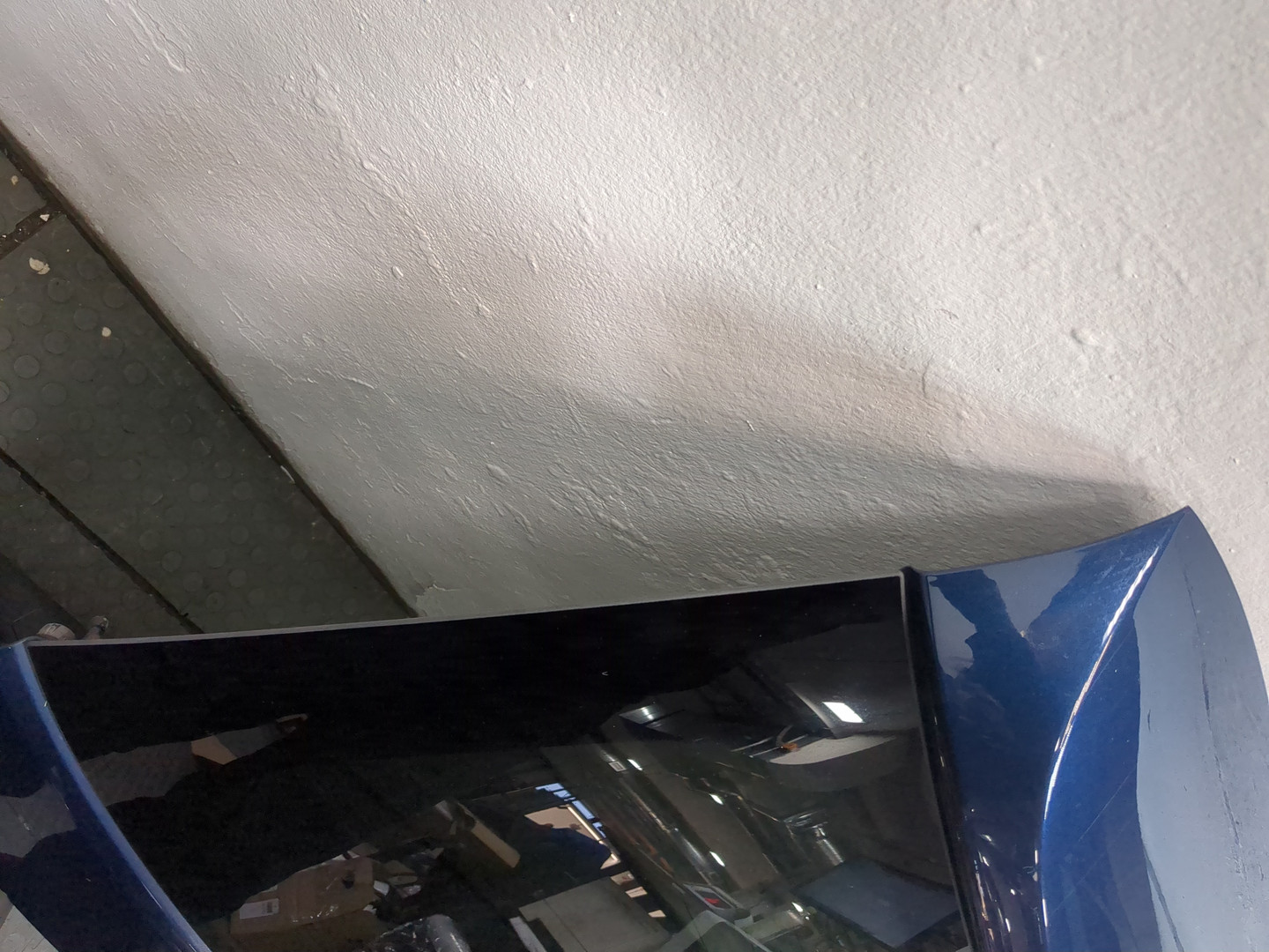 Дверь багажника