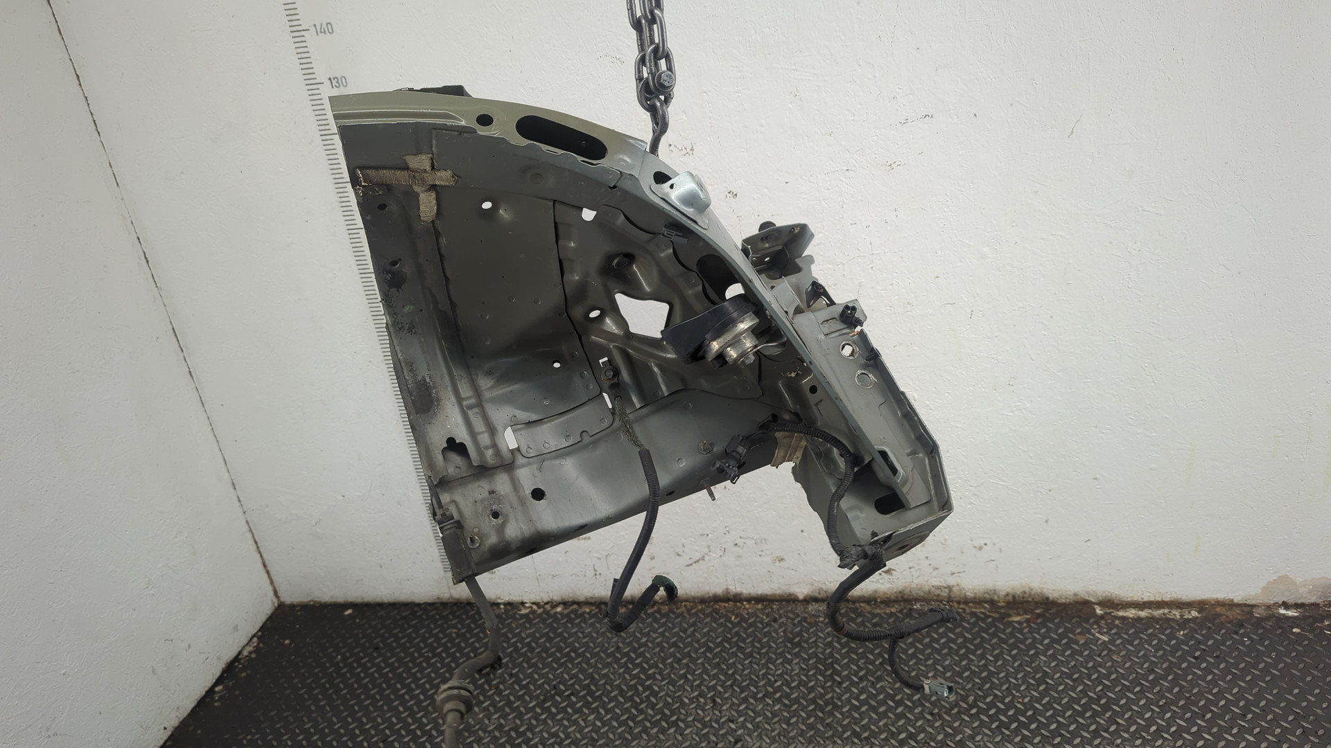 Лонжерон передний правый