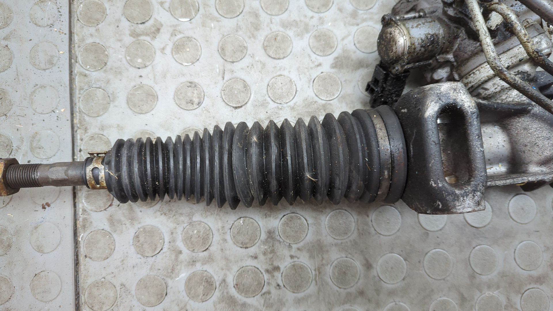 Рейка рулевая