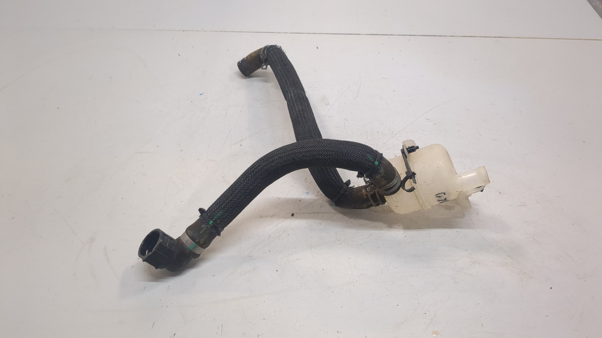 Бачок расширительный