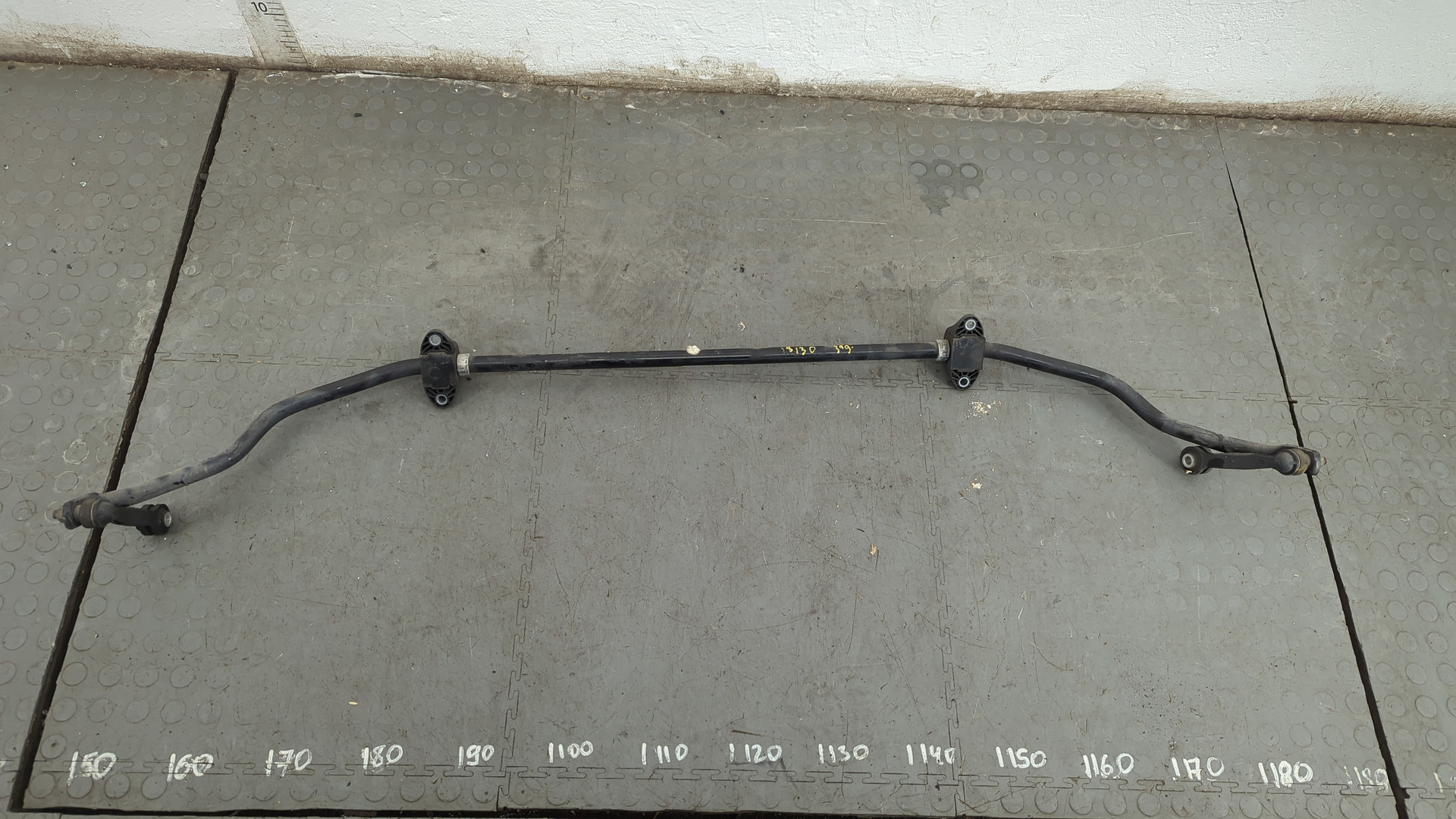 Стабилизатор задний