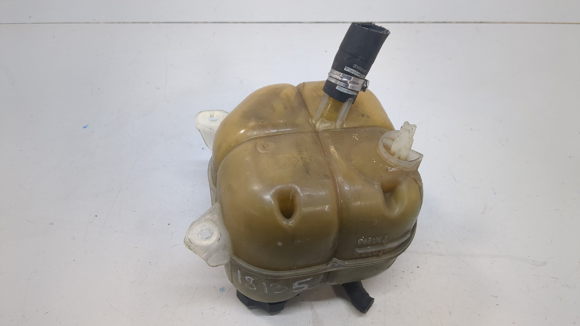 Бачок расширительный