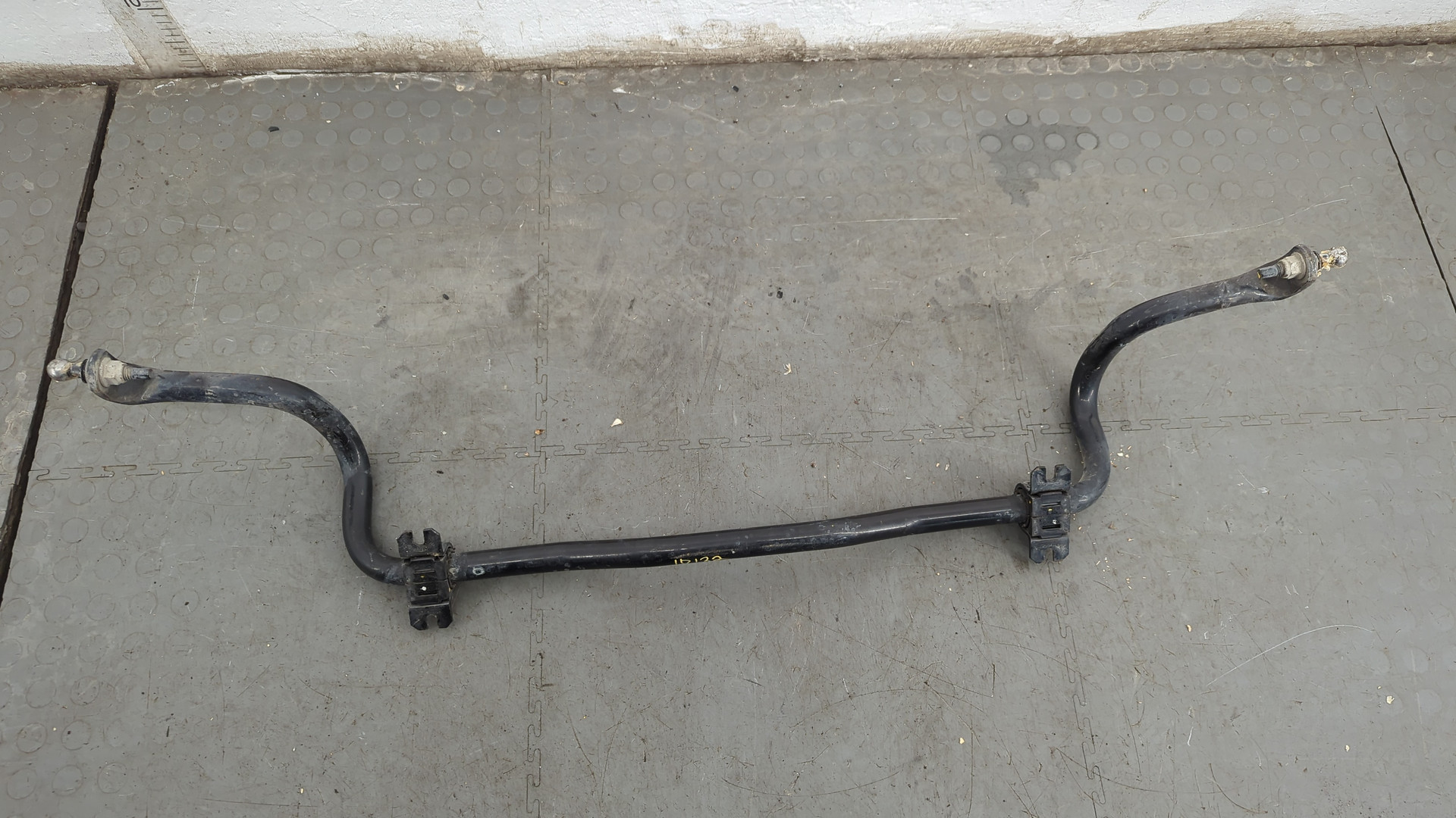 Стабилизатор передний