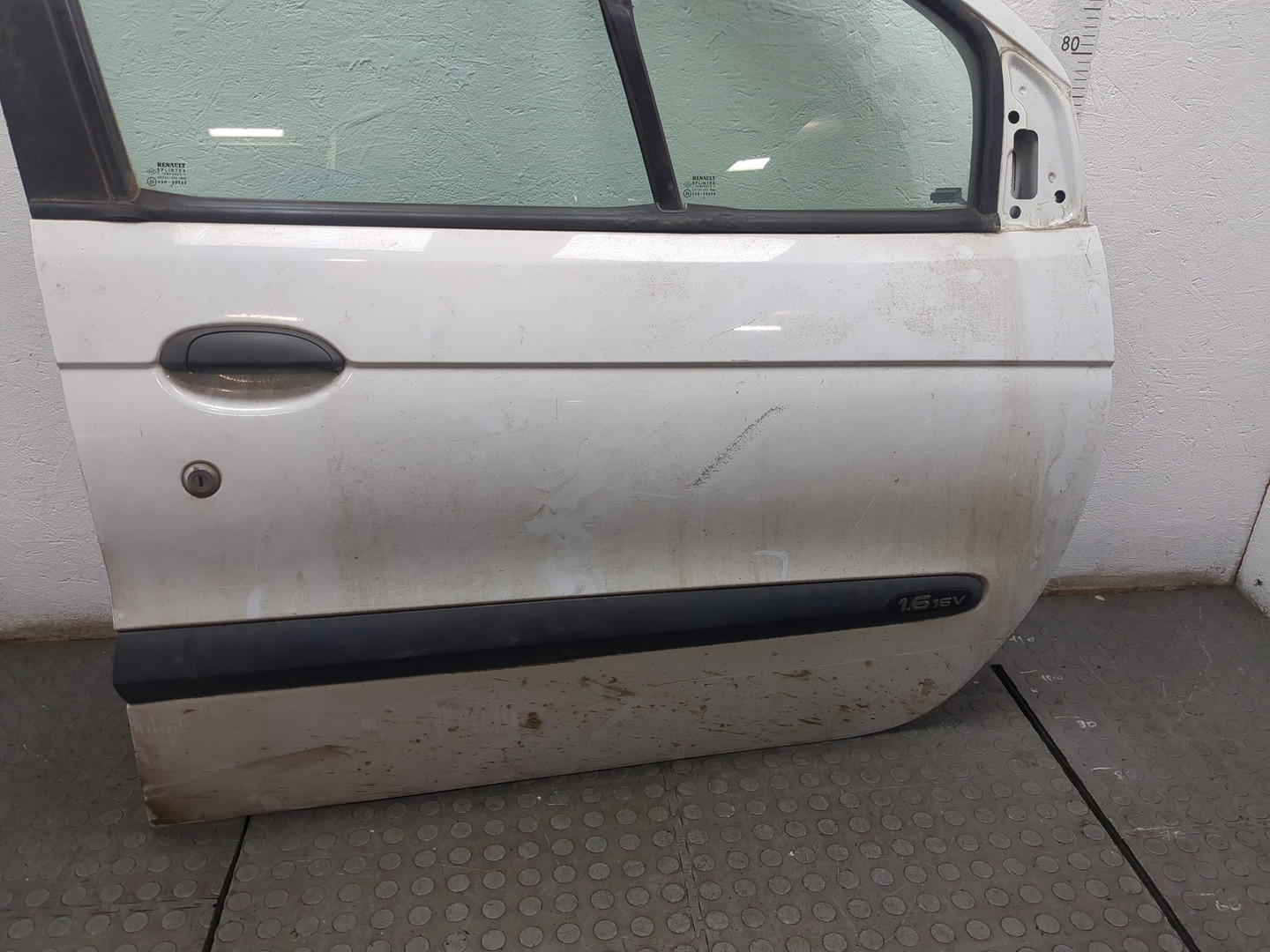 Дверь передняя правая