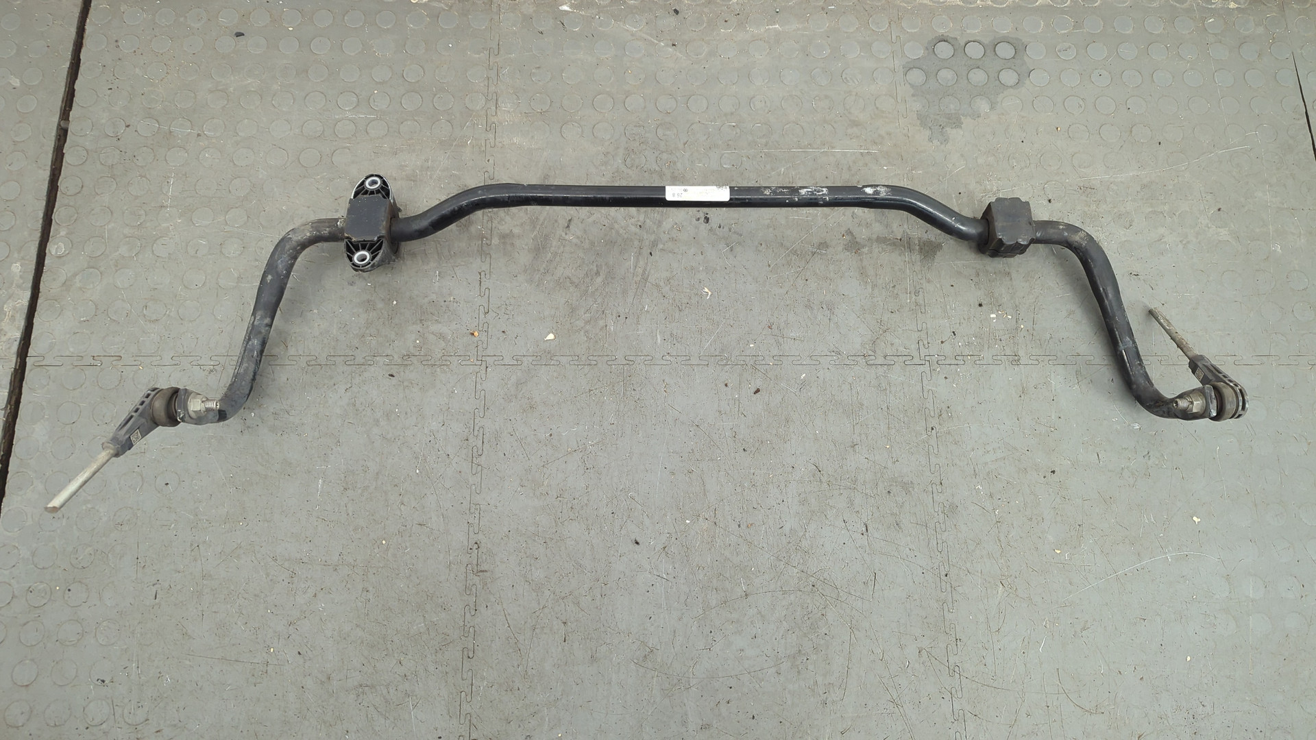 Стабилизатор передний