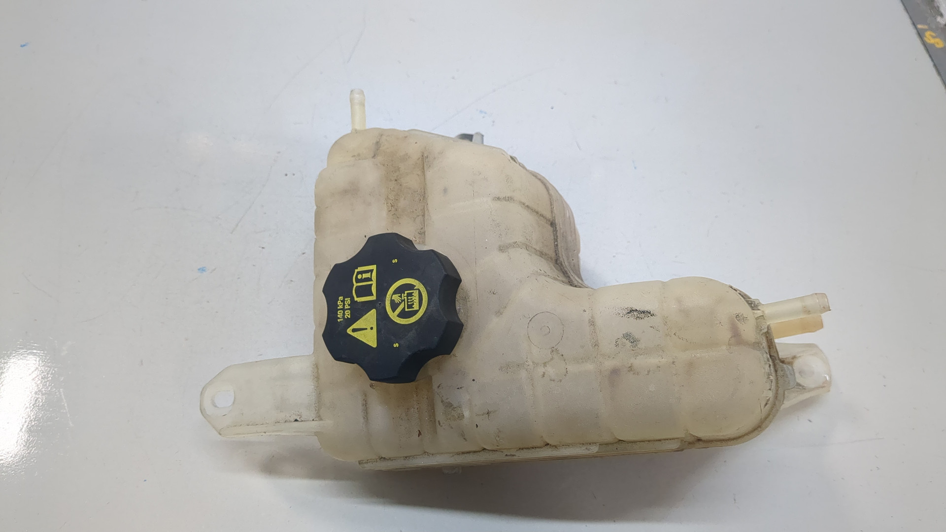 Бачок расширительный