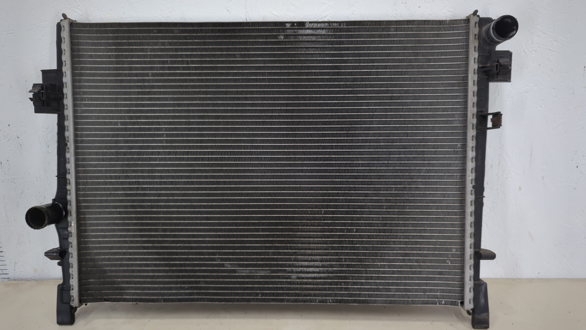 Радиатор охлаждения двигателя основной