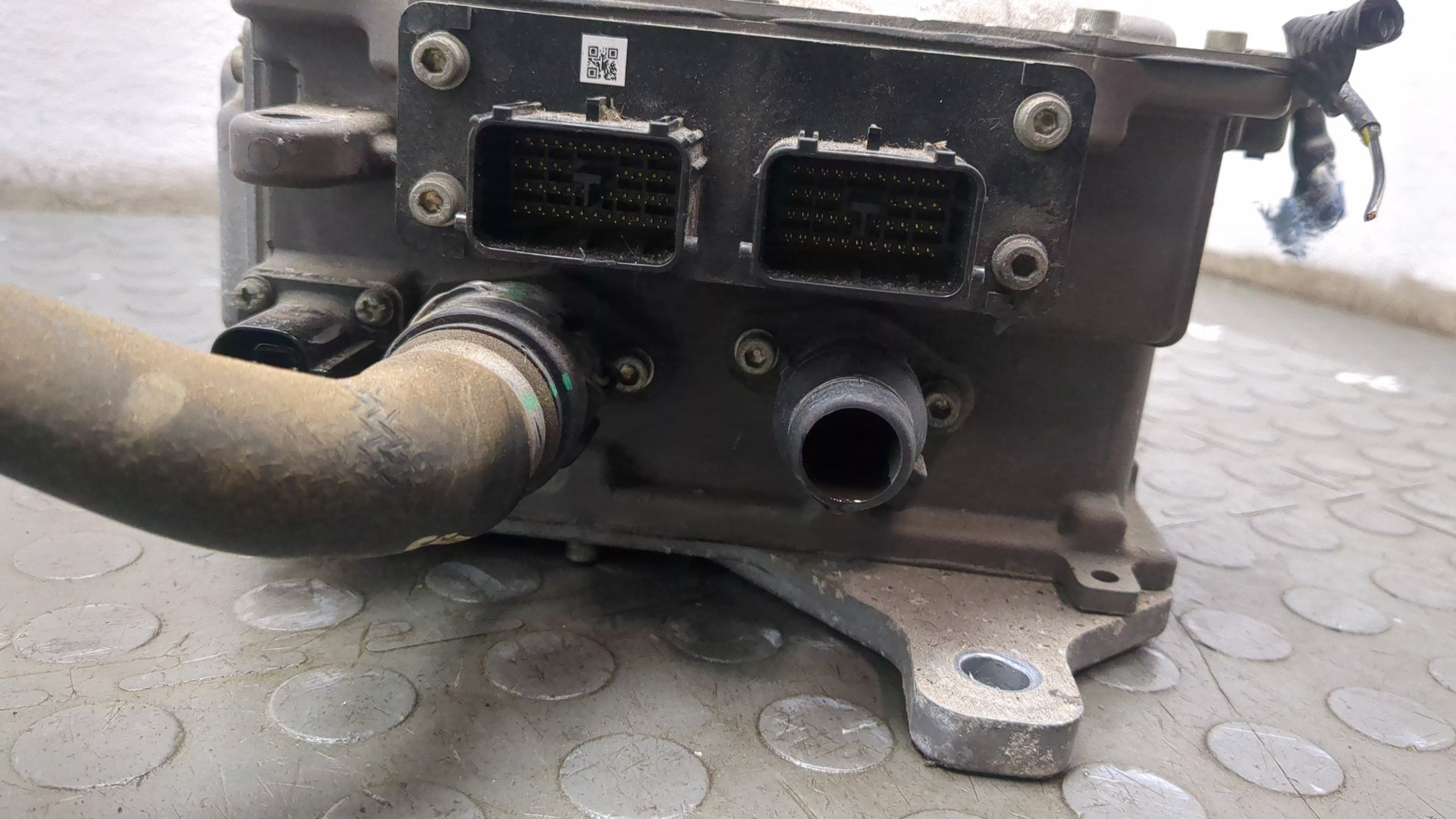 Преобразователь напряжения (адаптер)