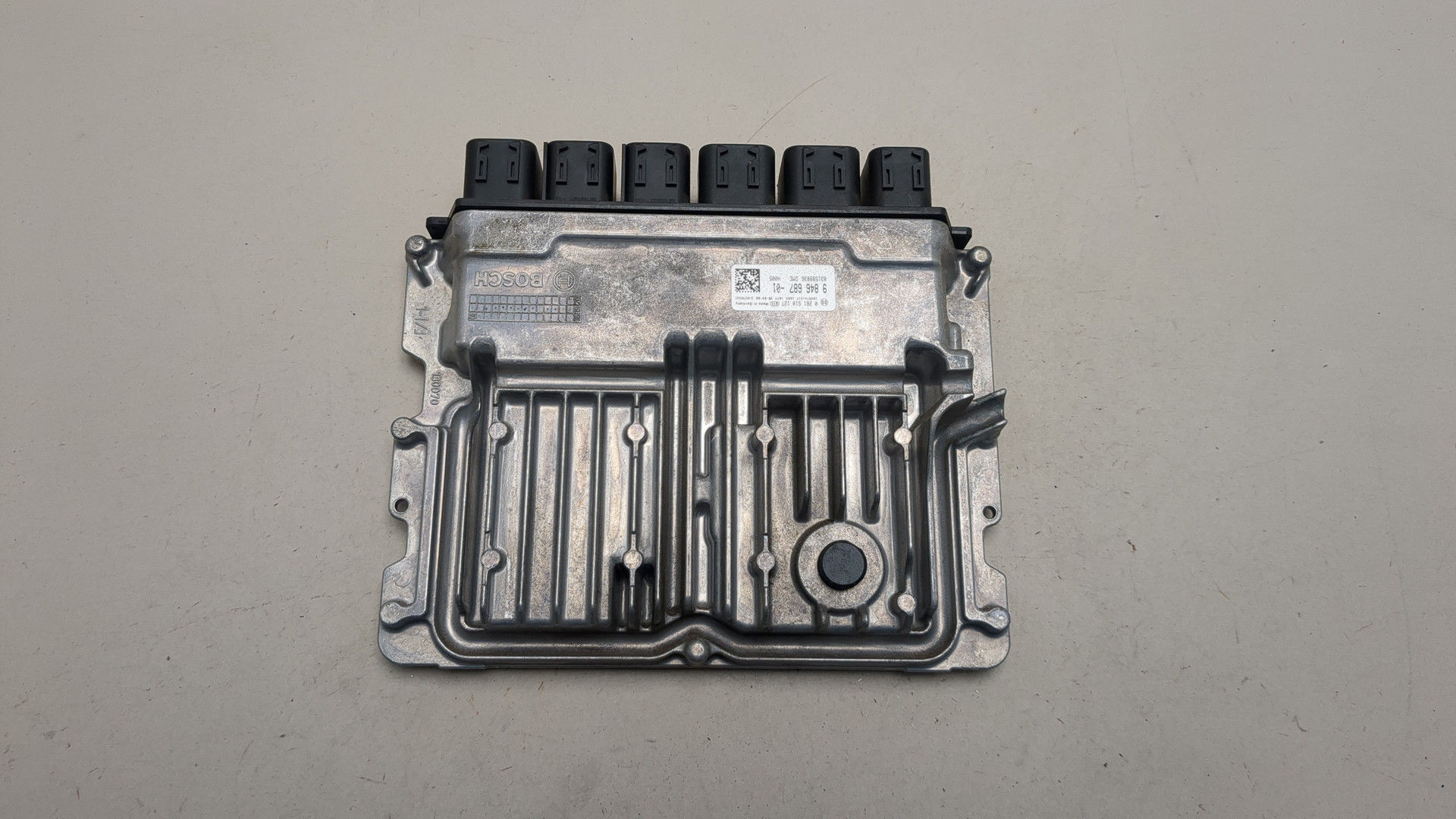 Блок управления двигателем