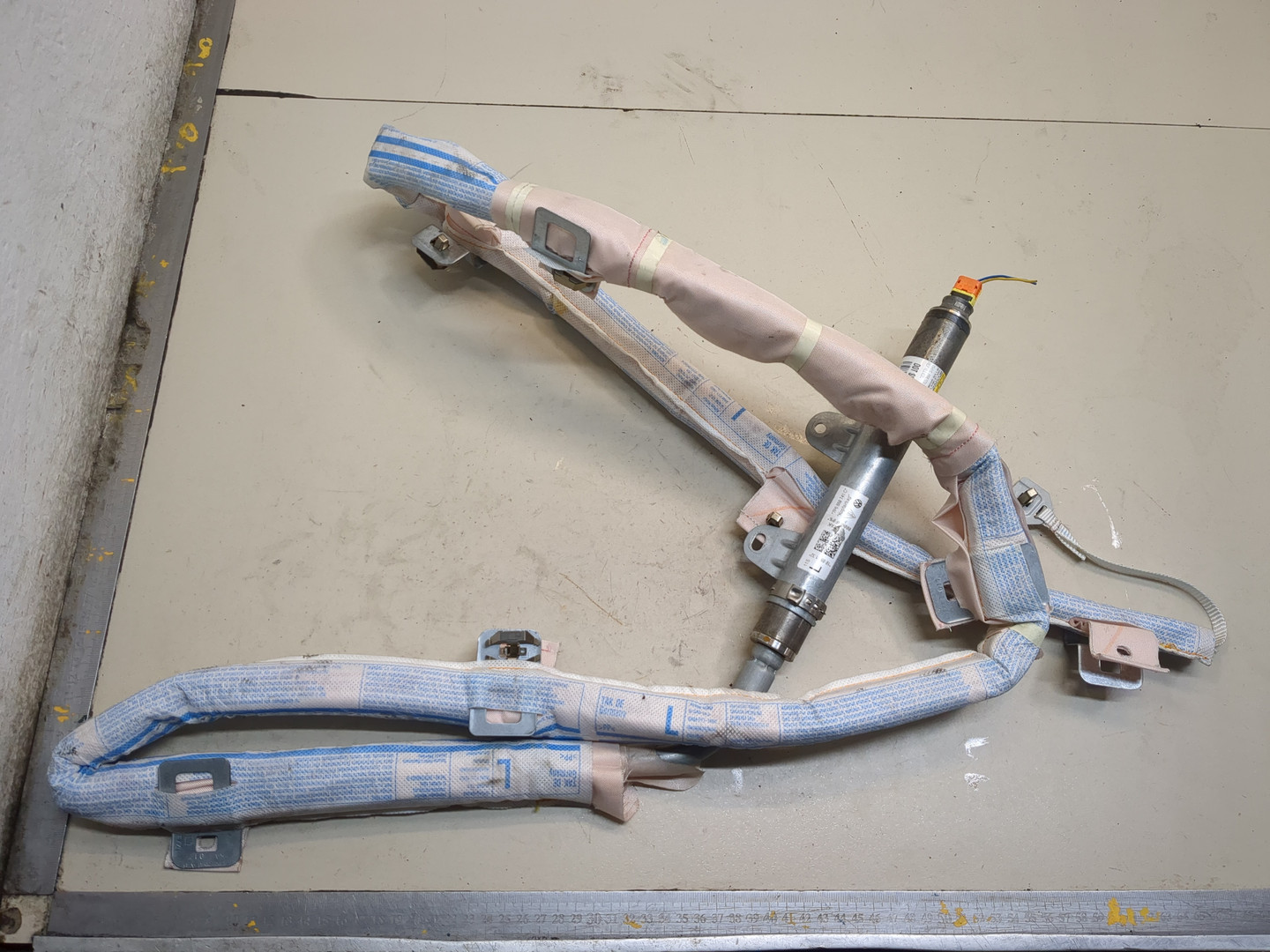 Подушка безопасности боковая (шторка)