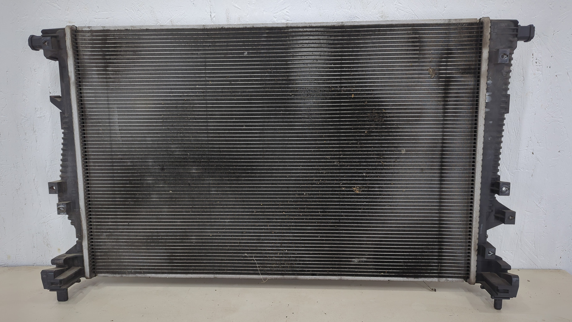 Радиатор охлаждения двигателя основной