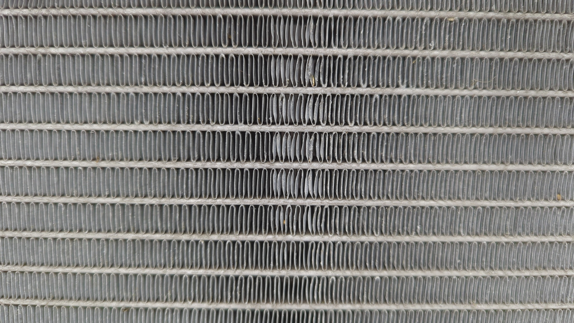 Радиатор охлаждения двигателя основной