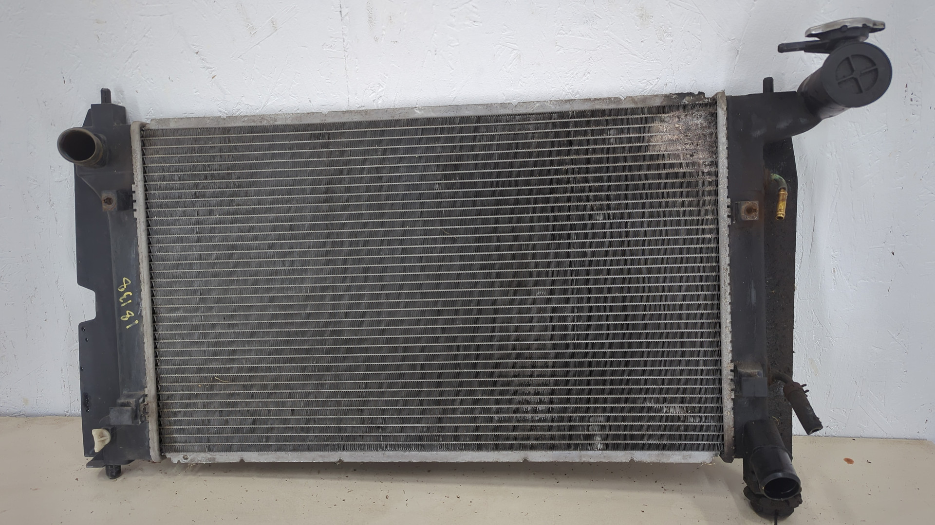 Радиатор охлаждения двигателя основной