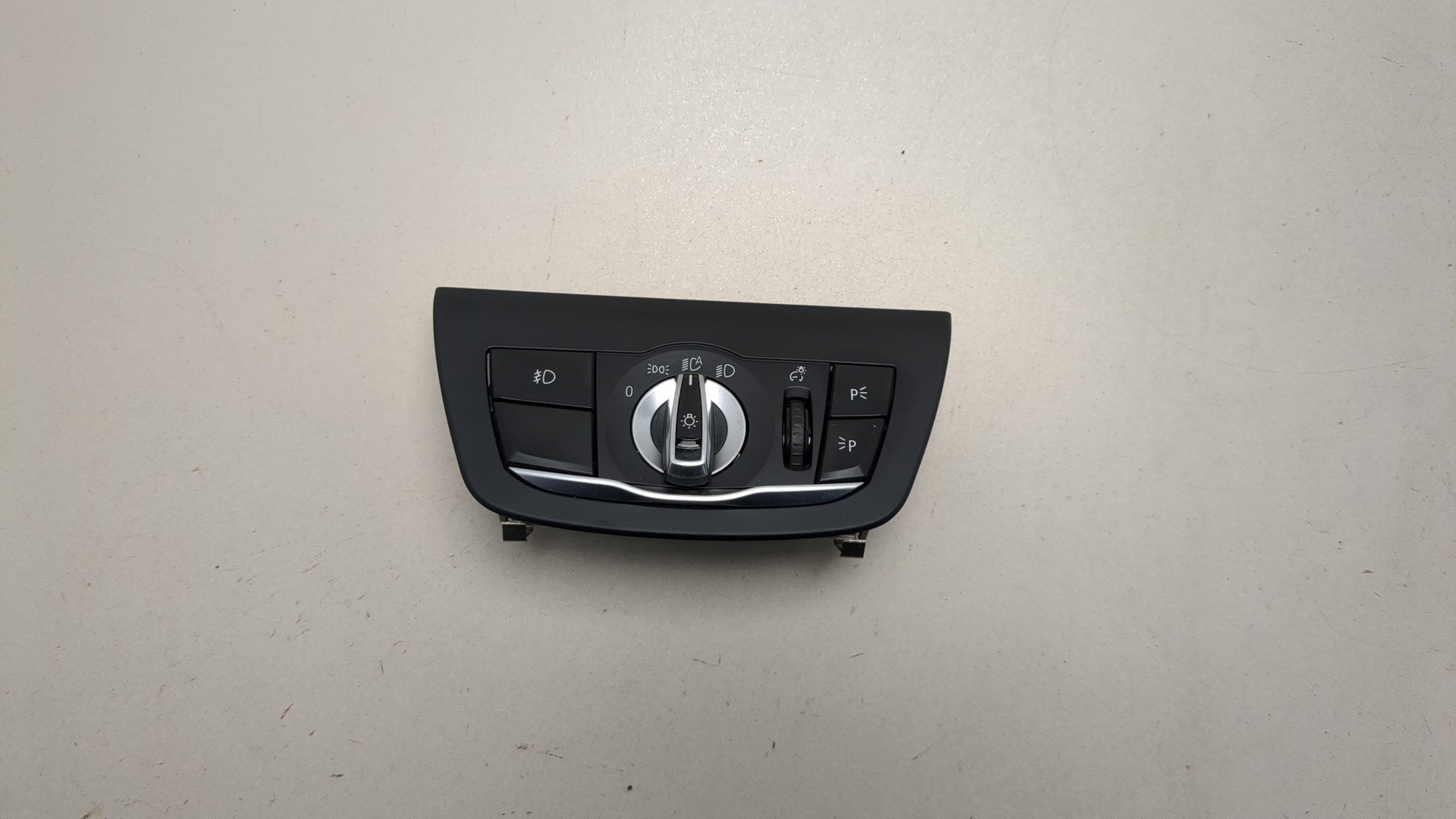 Переключатель света фар