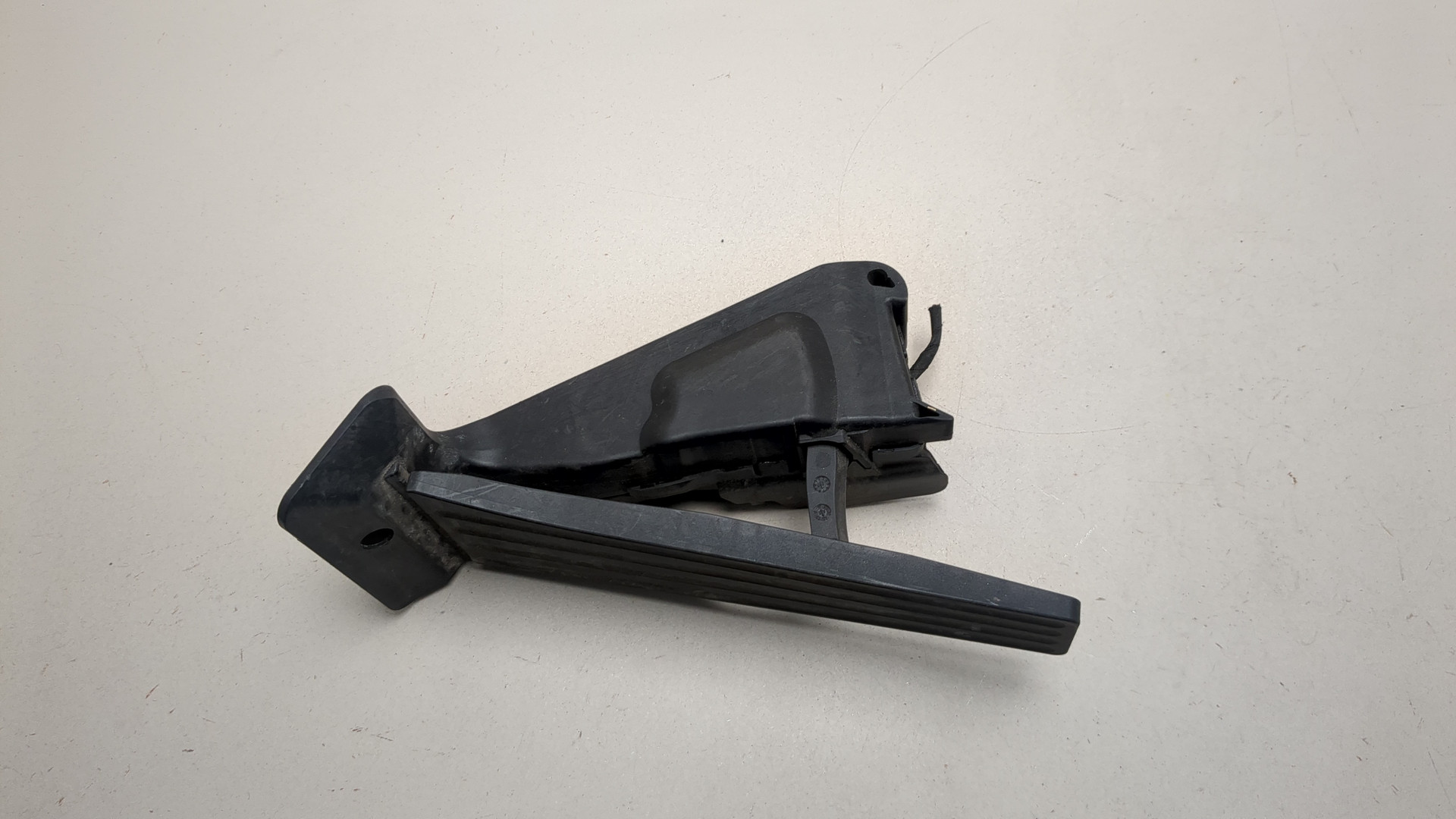 Педаль газа