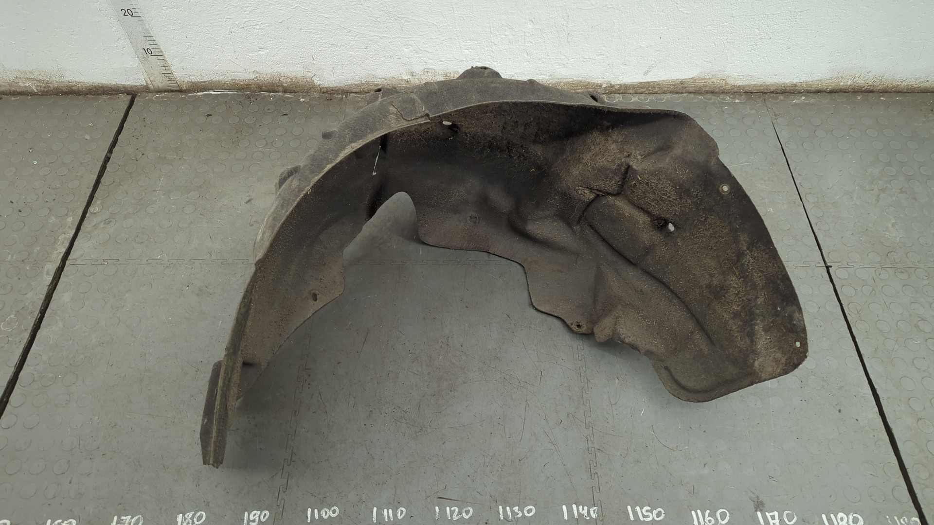 Локер передний левый