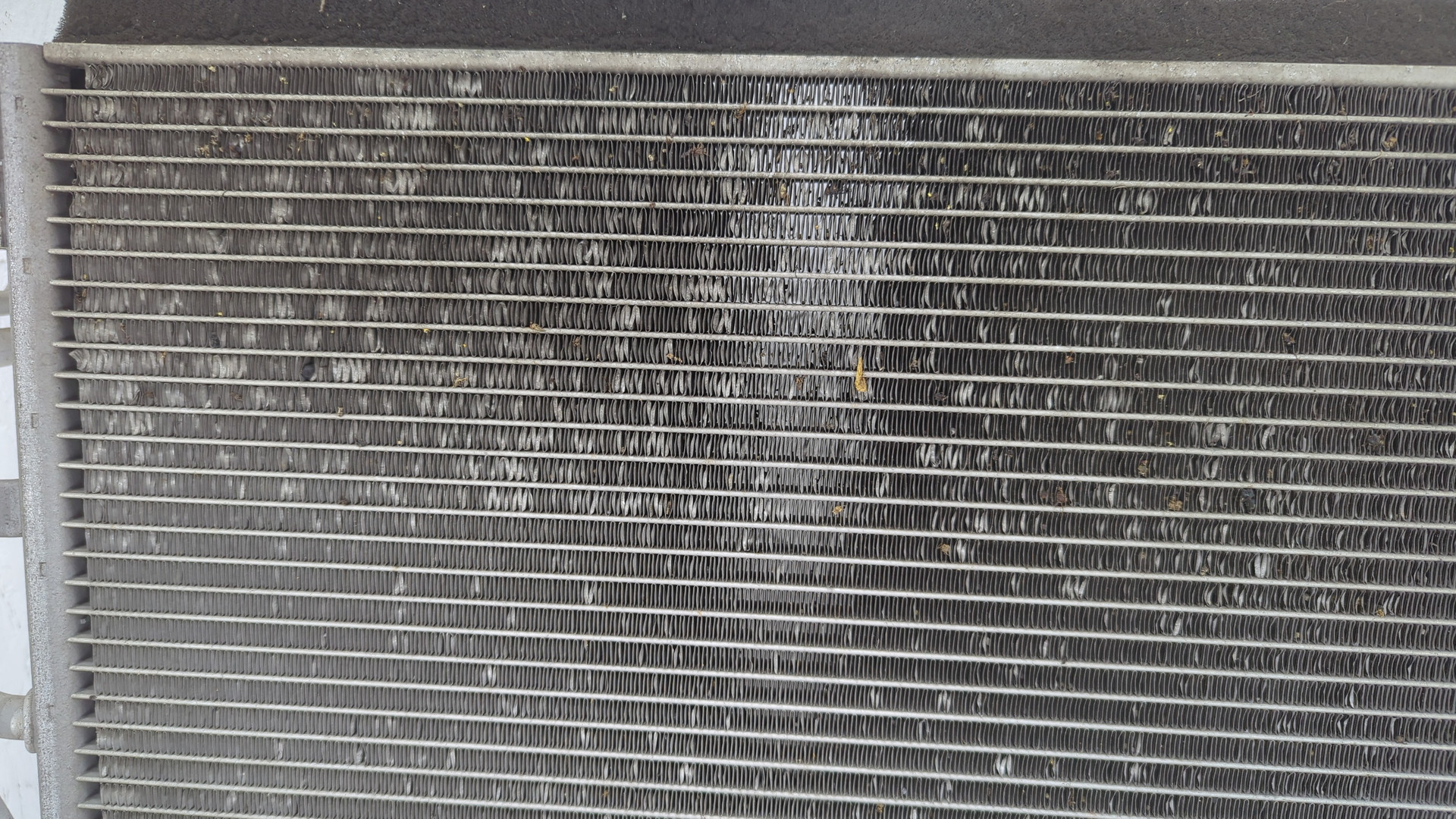 Радиатор кондиционера / конденсер