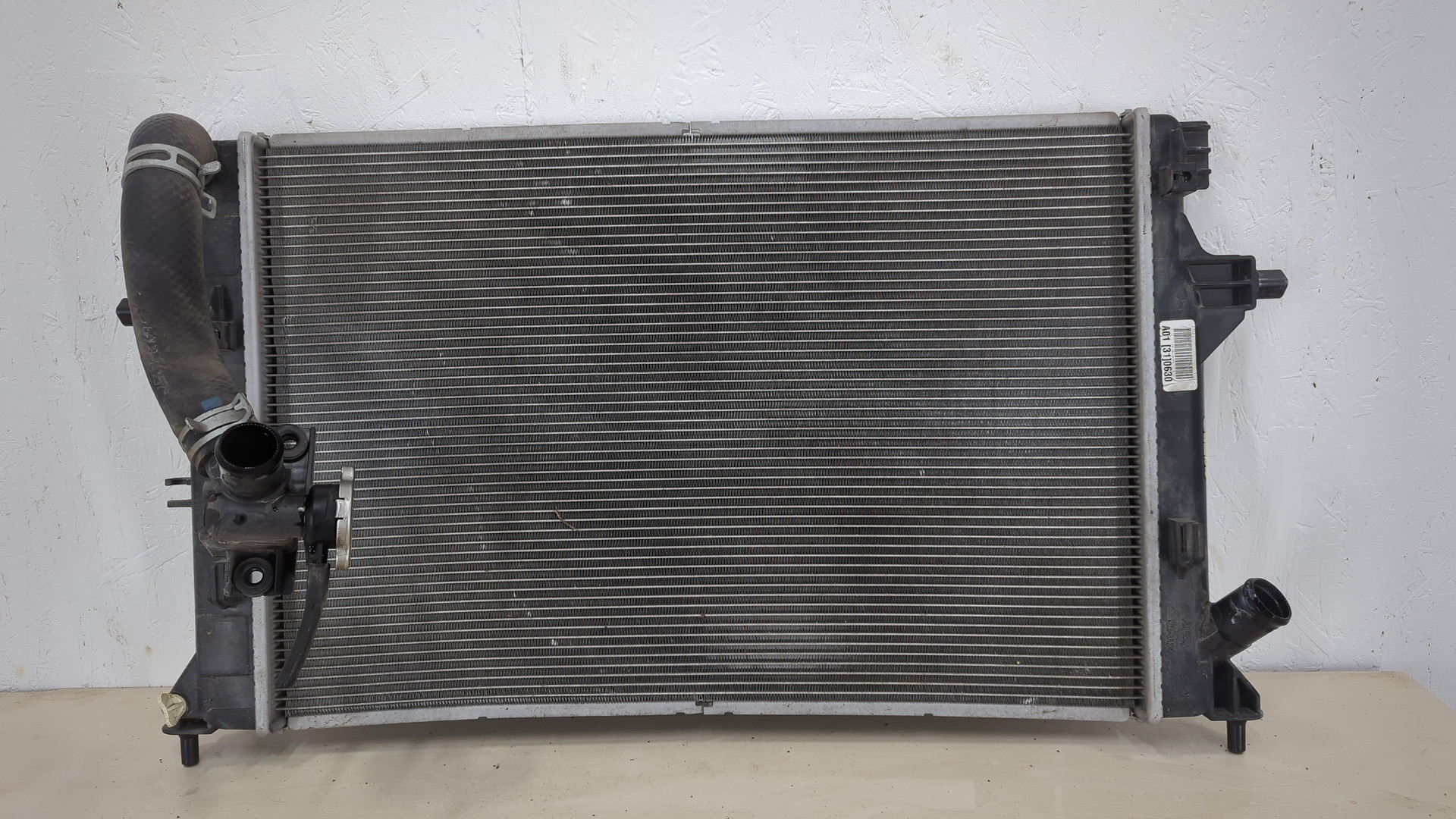 Радиатор охлаждения двигателя основной