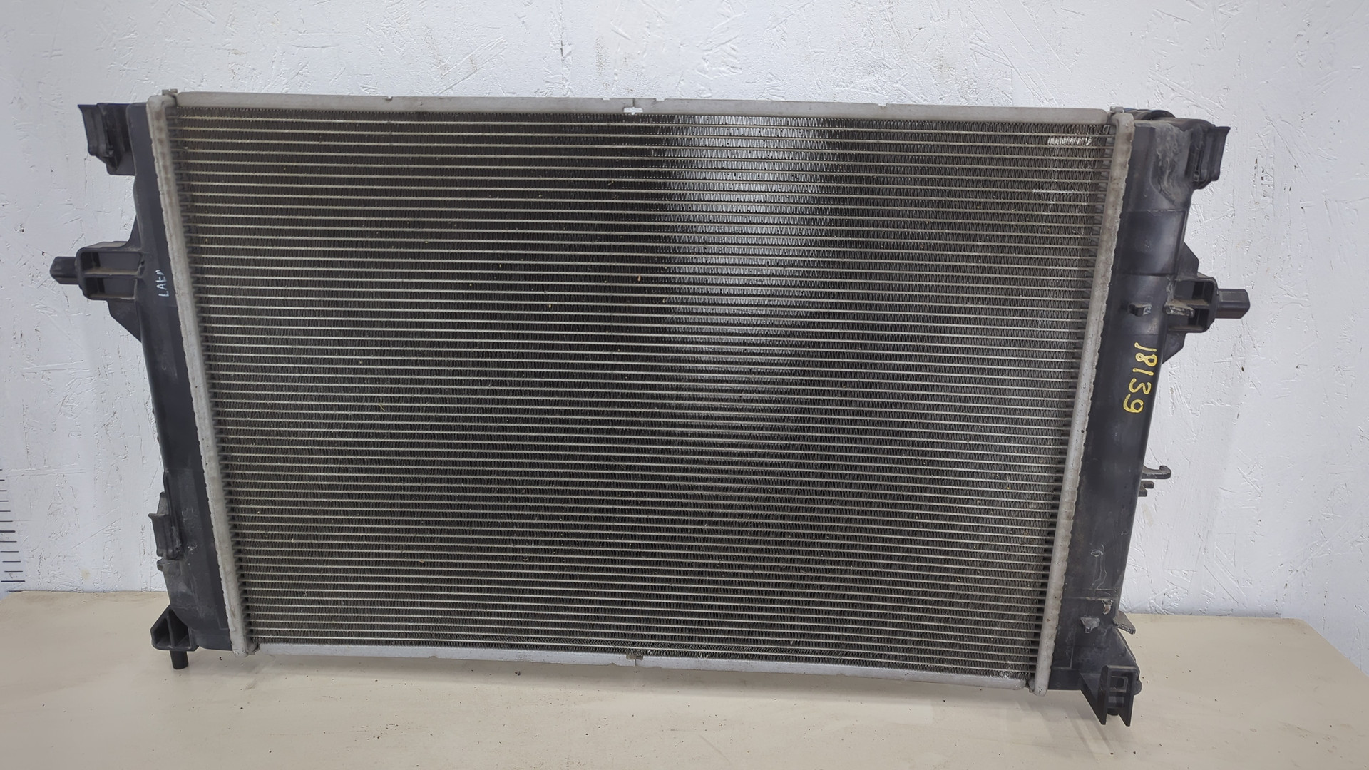 Радиатор охлаждения двигателя основной