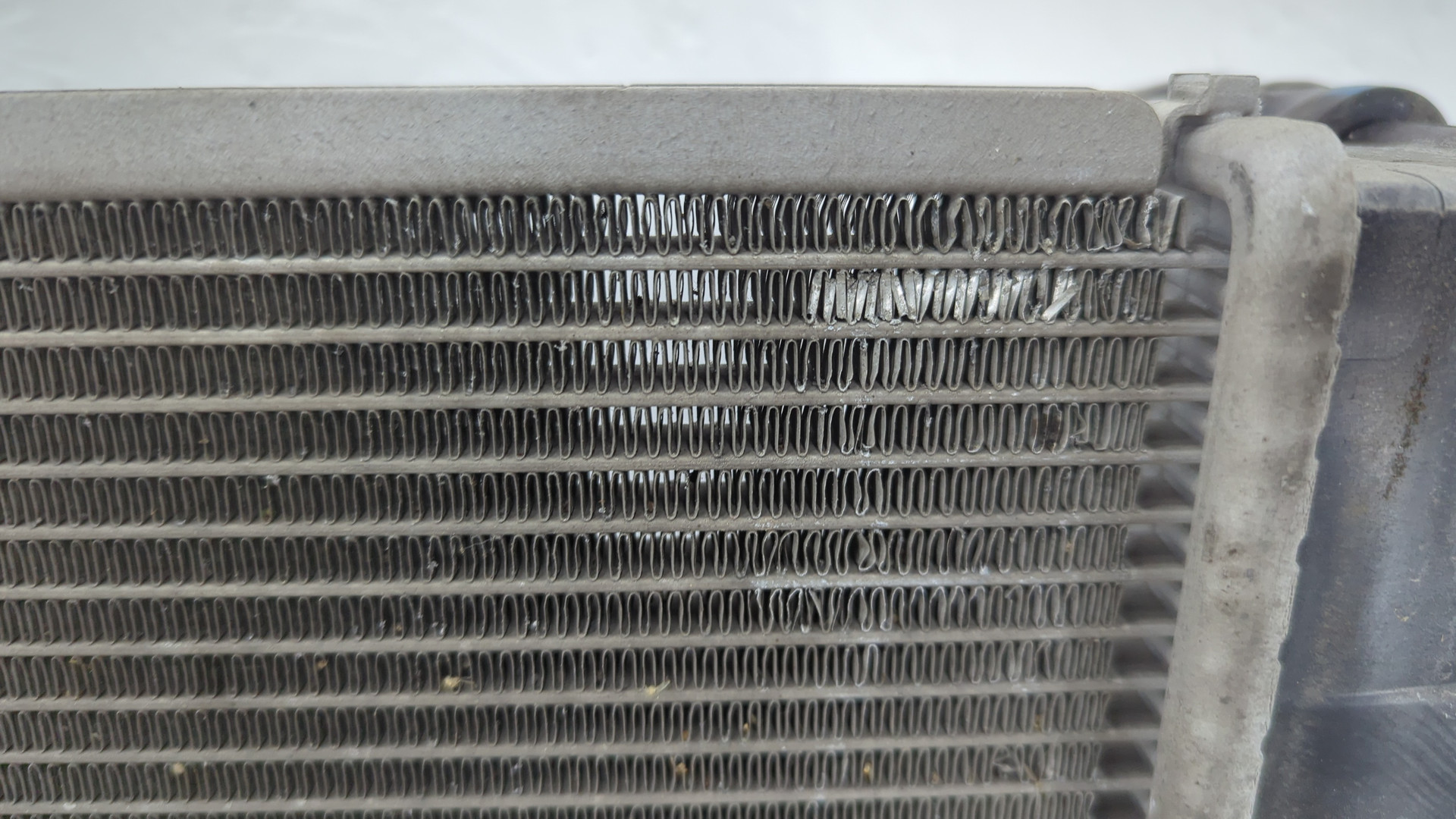Радиатор охлаждения двигателя основной