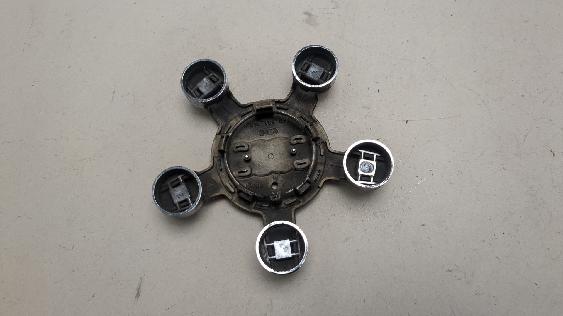 Колпак декоративный