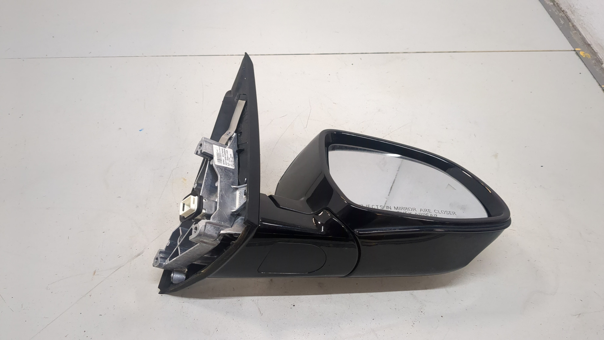 Зеркало правое электрическое