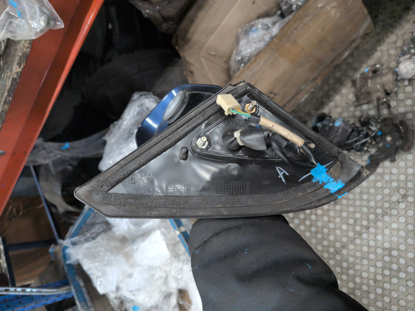 Зеркало правое электрическое